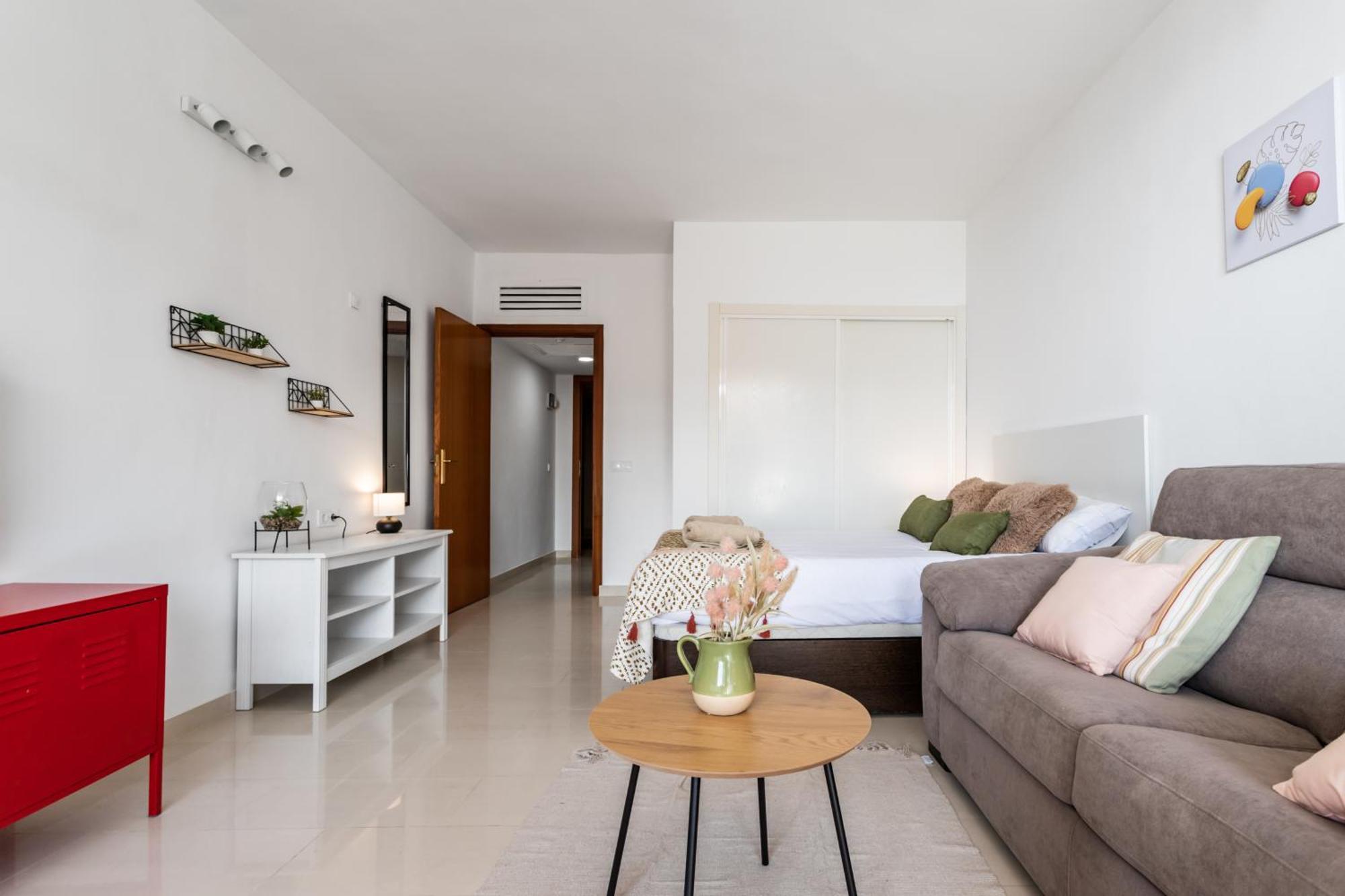 Sur Suites Palmeras 513 Фуeнхирола Екстериор снимка